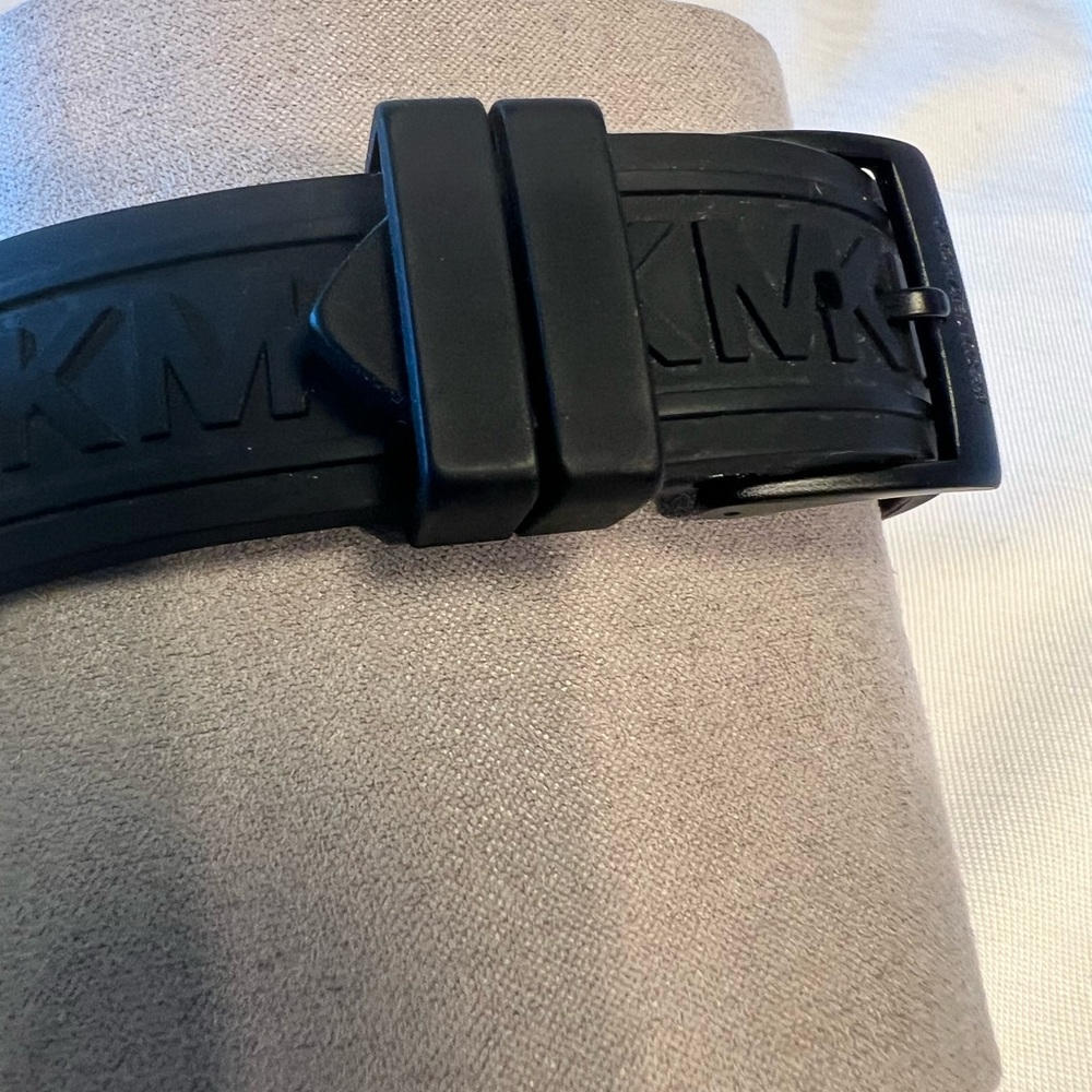 NEW Michael Kors Black Unisex Watch - Picture 6 of 7